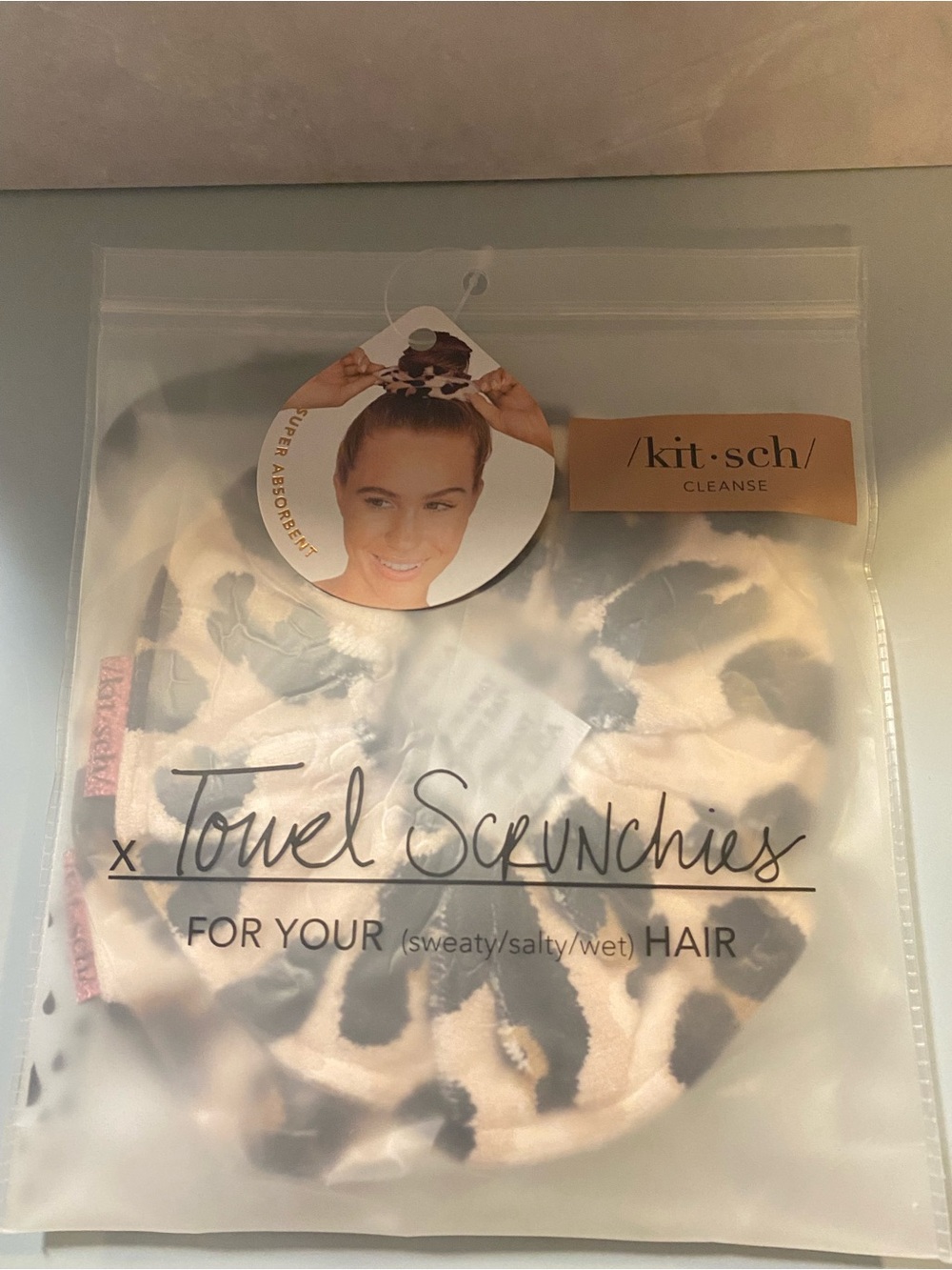 Kitsch Leopard Print Towel Scrunchie — Beige & Black